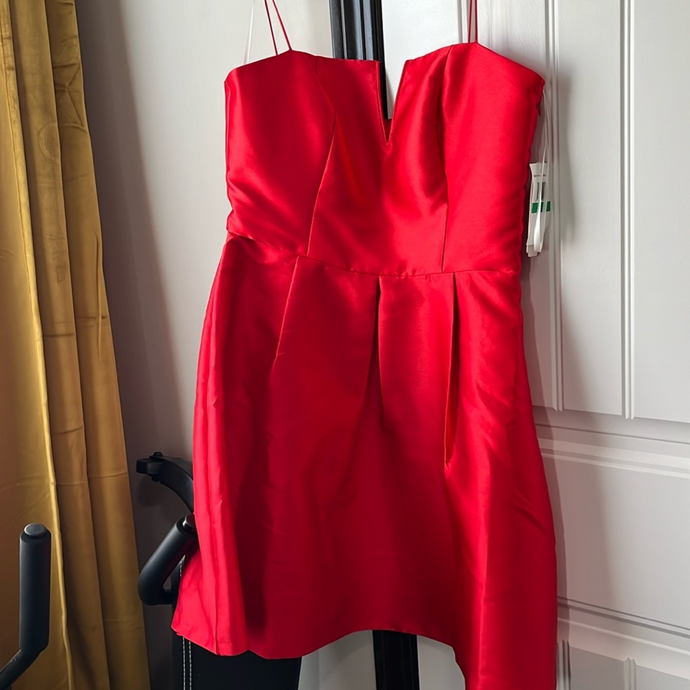 NWT Red Gianni Bini cocktail dress